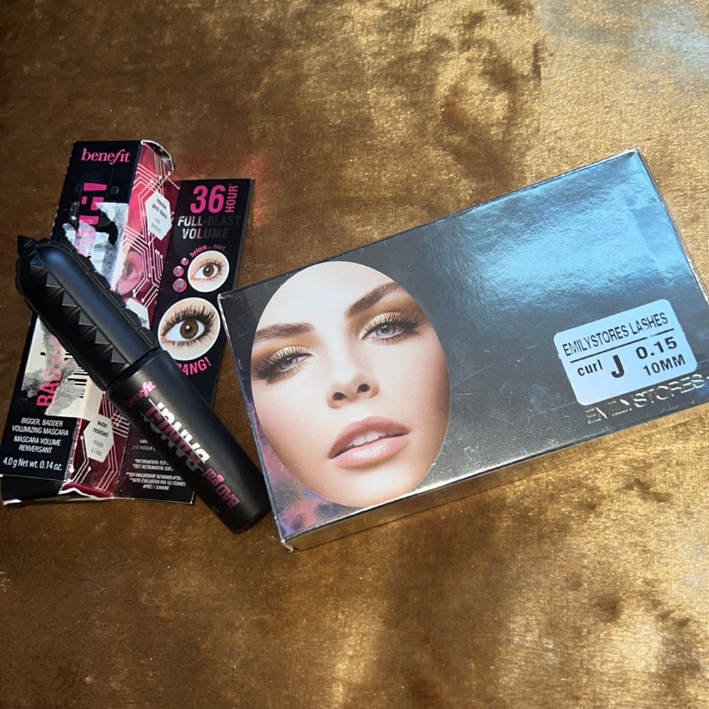 EMILYSTORES Eyelash Extensions , with benefit full blast mascara